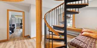 61 Glenwood Road Gallery 19