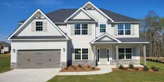 Inviting 5 Bedroom 3 Bath Beautiful Rental Gallery 1