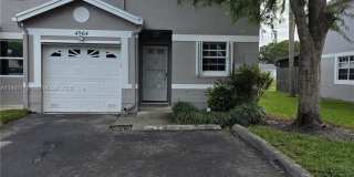 4964 SW 121st Ave Gallery 1