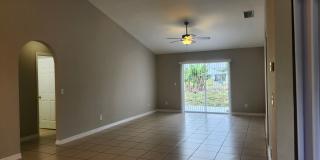 3 Bedroom 2 Bath Duplex Gallery 13