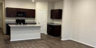 6605 NW Vandergriff Street Gallery 4