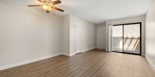 Chatsworth Plaza Gallery 29