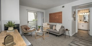 THE ARLO Gallery 7