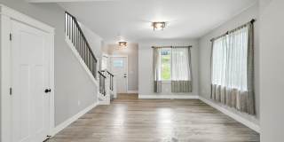 Charming & Updated 4BD/2.5BA! Charming & Updated 4BD/2.5BA! Gallery 9