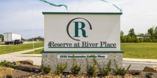 The Reserve at River Place Gallery 40