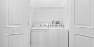 323 W Webster Avenue Gallery 10