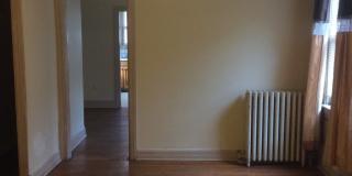 Spacious 2 Bedroom in Oldetowne East-York City SD Gallery 11