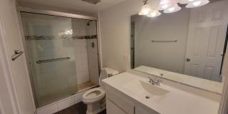 3230 East Pinchot Avenue - 24Unit #24 Gallery 1