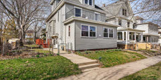 1338 Morrison Street Gallery 1