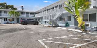 Newly Renovated spacious one bedroom one bathroom Gallery 1