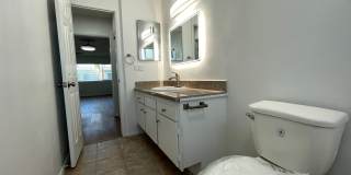 15925 Victory Blvd. Gallery 16
