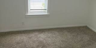 Renovdated 3 bedroom, 1 bathroom bungalow Gallery 14