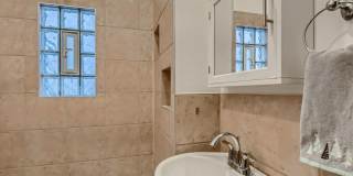 4 Bedroom SFH in MacGroveland! Close by Concordia and Macalester Gallery 6