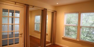 3-BEDROOM W/ SPARKLING POOL IN ALAMO HEIGHTS Gallery 15