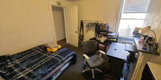 SPACIOUS 4 BEDROOM IN THE HEART OF OAKLAND - AVAILABLE FOR AUGUST Gallery 8