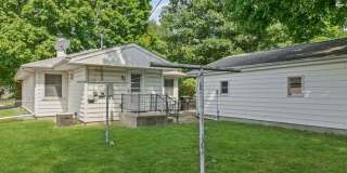 Spacious 3-Bedroom Home with Oversized Garage Space! Gallery 27