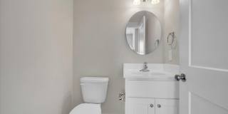 195 Romney Street Gallery 10