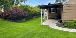 NEW LISTING In Desirable N. Richland Neighborhood; Walking Distance to Columbia River/Walking Path Gallery 21