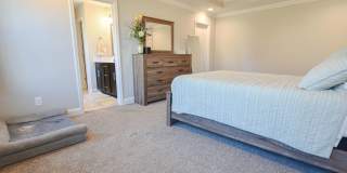 Pet Friendly Three Bedroom! Gallery 12