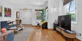 9001 Lloyd Place Gallery 8