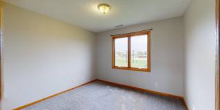 Beautiful Home - Available Augst 2026 Gallery 23