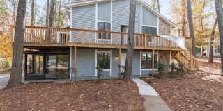 1213 Hanover Place Gallery 1