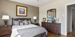 Wyvernwood Garden Apartments Gallery 12