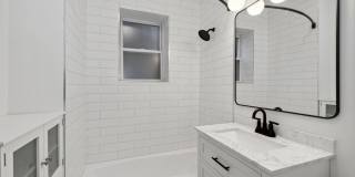 2207 W School Street Gallery 12