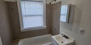 5409-5411 Harrison St. Gallery 8