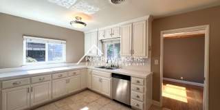Spacious 2bd/2ba Arden Area Home-Must See! Gallery 11