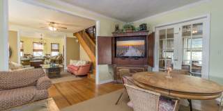 34 4th Avenue Gallery 7