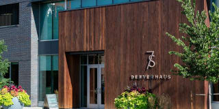 7/S Denver Haus Gallery 48