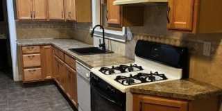 114  Collyer Avenue Gallery 1