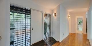 130 Huntcliff Point NE Gallery 4