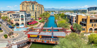 7027 N Scottsdale Road Gallery 47