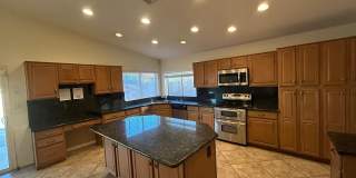 2713 E Verbena Drive Gallery 57