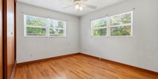 3 BR/ 2 BA Mid Century Modern Home/Fenced Yard/Lawn Care Included Gallery 18