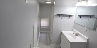 1339 Lee Street Gallery 15