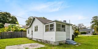 $1795 3br/1bath CUTE House w/ HUGE YARD Gallery 26