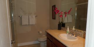 VACATION RENTAL - Condo on the River Gallery 16