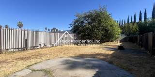 Spacious 2bd/1ba Duplex with Garage near American River College Gallery 17