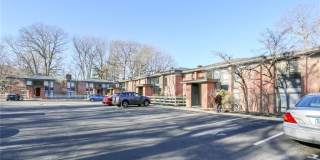 160 Fairfield Woods Road unit: Apt 46 Gallery 1