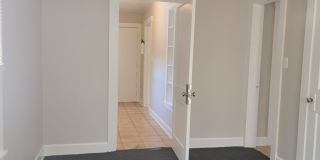 Quaint 2 bedroom in St. Petersburg Gallery 15