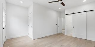 830-834 Oak Street Gallery 9