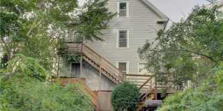 251 Williams Street Gallery 19