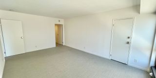 Iconic Gramercy Towers! 2 Story 2BR/2.5BA! 1,745SqFt! VIEWS! Pool! Fitness! Pet! Parking! Laundry! PROGRESSIVE Iconic Gramercy Towers! 2 Story 2BR/2.5BA! 1,745SqFt! VIEWS! Pool! Fitness! Pet! Parking! Laundry! PROGRESSIVE Gallery 36