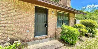 Charming 2-Bedroom Quadplex Gallery 1