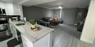 5160 Las Verdes Circle Gallery 14