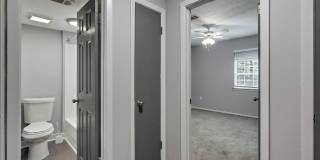 1718-1720 Hazel Street Gallery 15