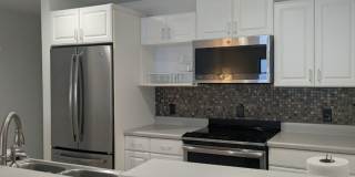 Bright and Spacious Condo for Rent in Downtown Verona Gallery 6